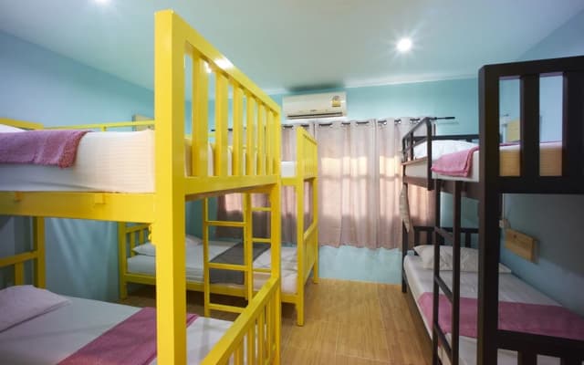 305 Hostel - photo 4