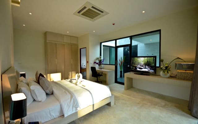 Wanaburi Hotel - photo 5
