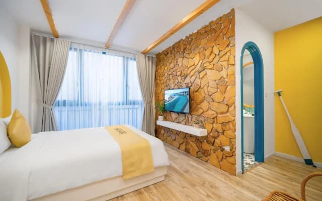 Santori Hotel and Spa - photo 3