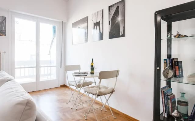 Chill like a local in Condo near historical sites! - photo 4