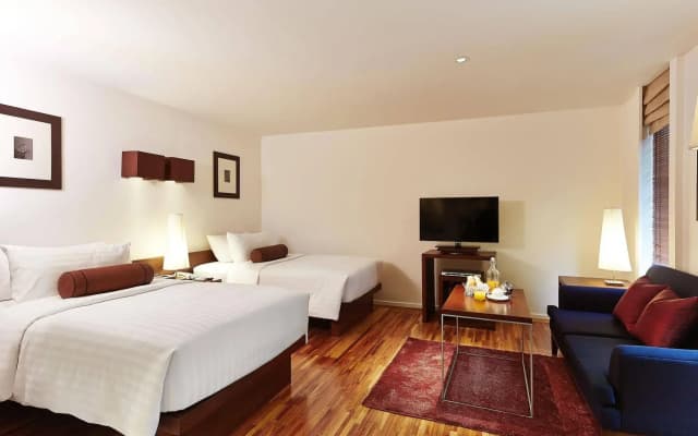 Triple Two Silom Boutique Hotel - photo 3
