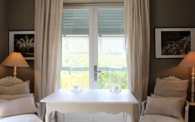 Ritzy Villa With a View of Alps and Heated Pool in Nic - photo 3