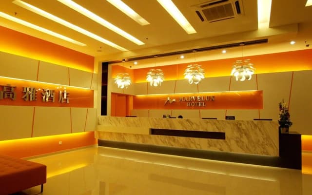 Marvelux Hotel - photo 2