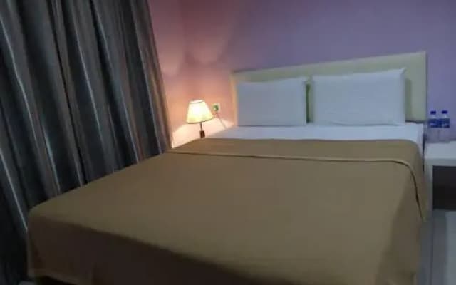 YS Hotel - photo 3