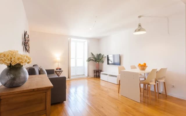 Moniz Blue One-Bedroom Apartment - by LU Holidays - photo 4