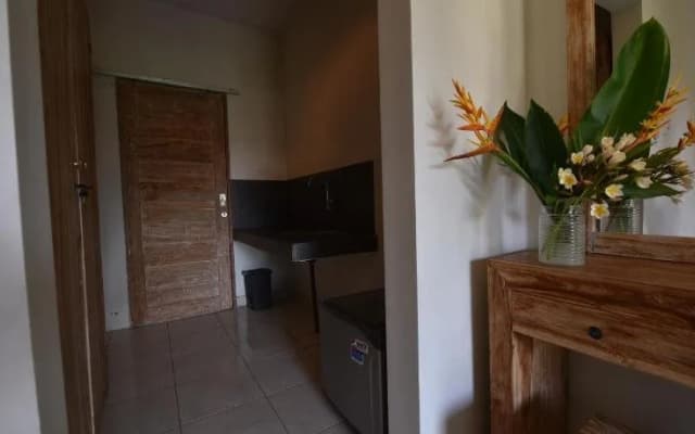 Palm 57 Guest House - photo 2