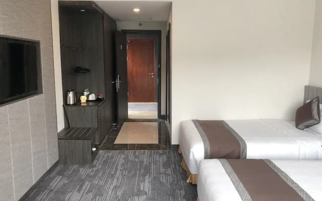 Muong Thanh Grand Bai Chay Hotel - photo 3