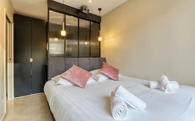 Montaigne Executive Suite - photo 3