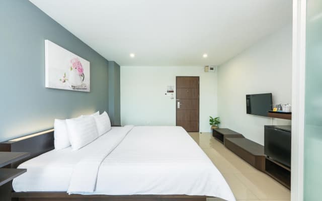 De Botan Srinakarin Hotel & Residence - photo 5