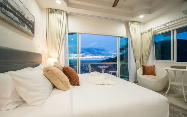 Ocean View 4BR Pool Villa KataBB Seaview - photo 4