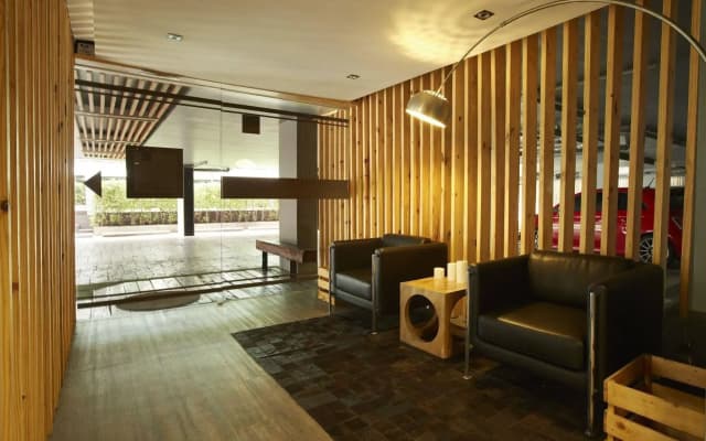Qube Suites Sukhumvit - photo 2