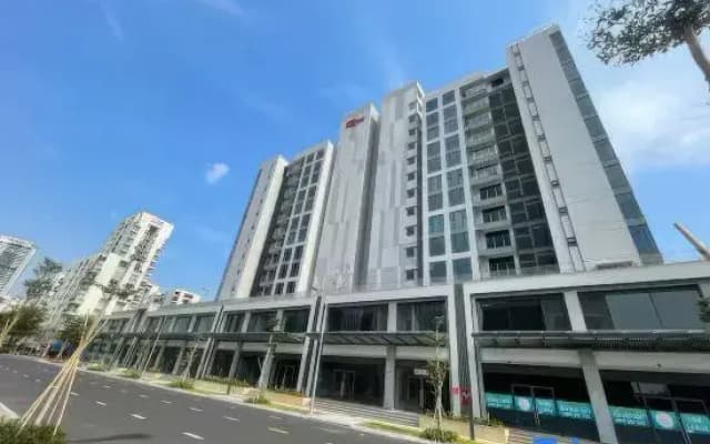 Cardinal Court Apartments Near SECC - photo 2