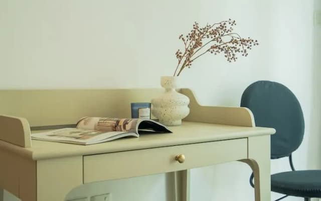 Fancy 1BR with Canal Views - photo 4
