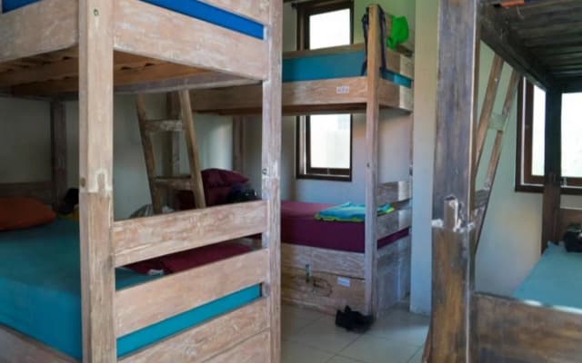 Canggu Surf Hostel - photo 3