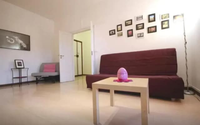 Robi's 1 Bed in Superb Location! - photo 3