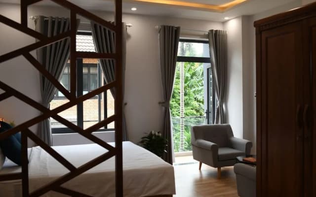 YOLO Apartment Homes - photo 2