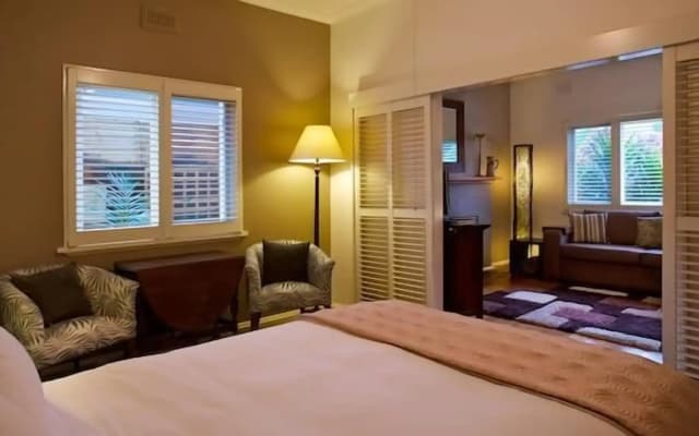Plantation House - photo 4