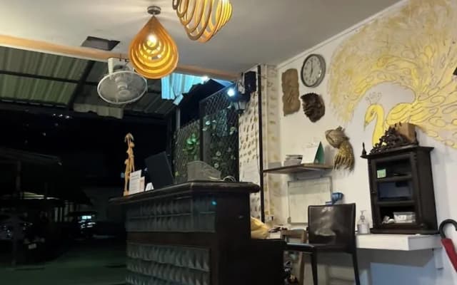 Blueskyhouse patong - photo 2