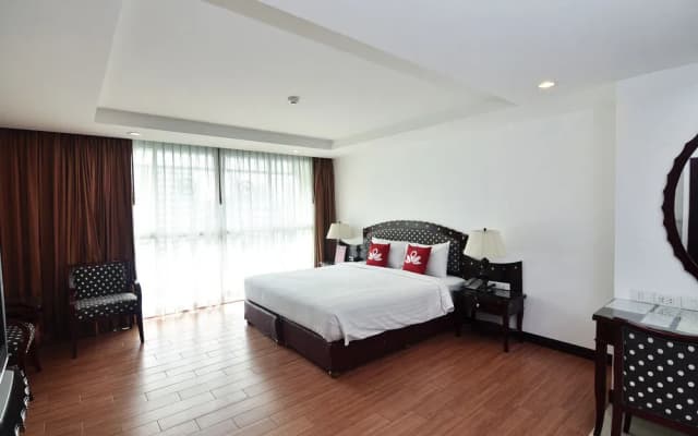 ZEN Rooms Sukhumvit Soi 3 - photo 4