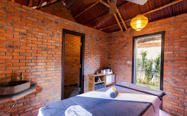Boutique Cam Thanh Resort - photo 4