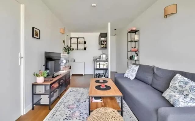 One Bedroom Apartment - Canal Saint Martin (360) - photo 3