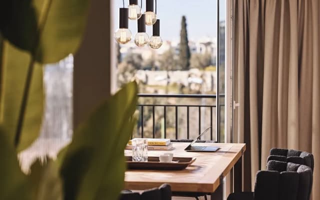 Kova Residence, Acropolis by Aura Homes - photo 2