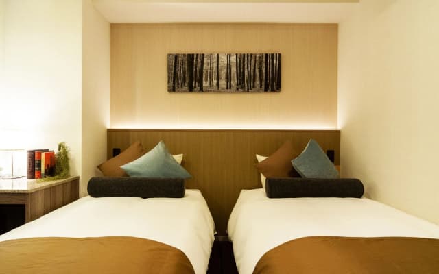 Nipponbashi Crystal Hotel 2 - photo 3