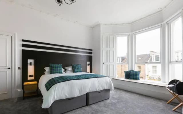 Castle Park Guest House - photo 5