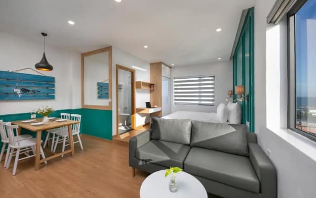 Dolphin Hotel and Apartment - photo 5