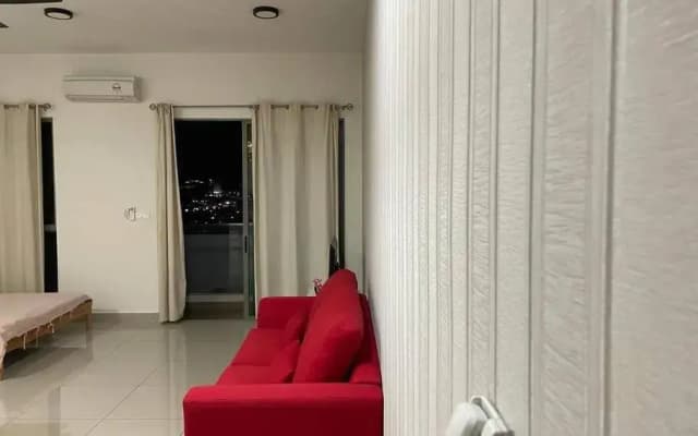 D13A, Cyberjaya, Netflix, Wifi, Parking, Balcony - photo 3