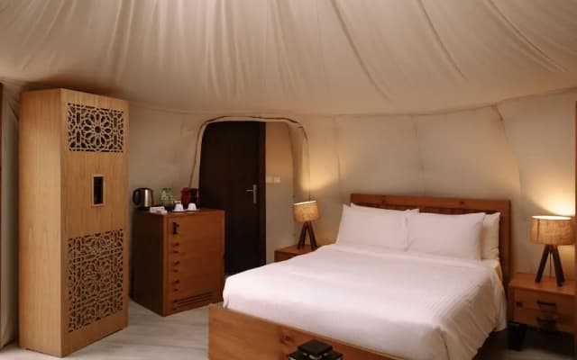 Pura Eco Retreat Jebel Hafit Desert Park - photo 2