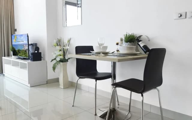 Wong Amat Tower - photo 2