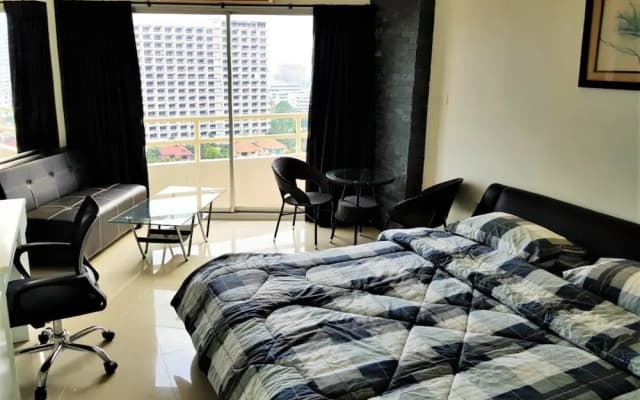 11th Floor Studio at View Talay 1 - photo 2