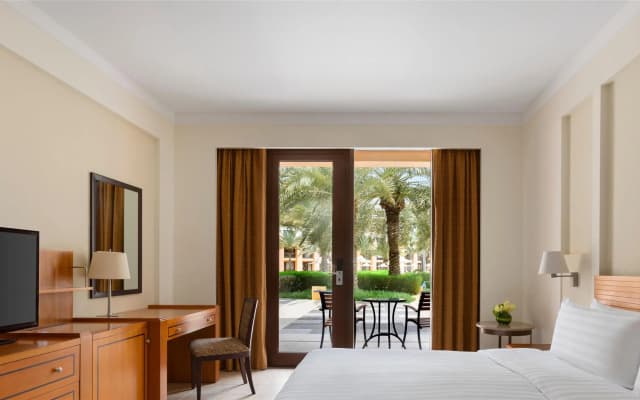 DoubleTree by Hilton Muscat Al Waha - photo 2