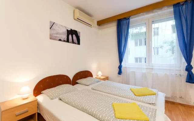 Peter's Apartments - photo 2