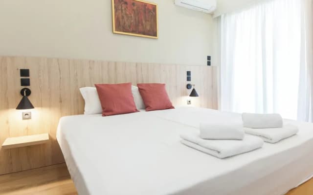 Acropolis View Deluxe Suite with Balcony - photo 2