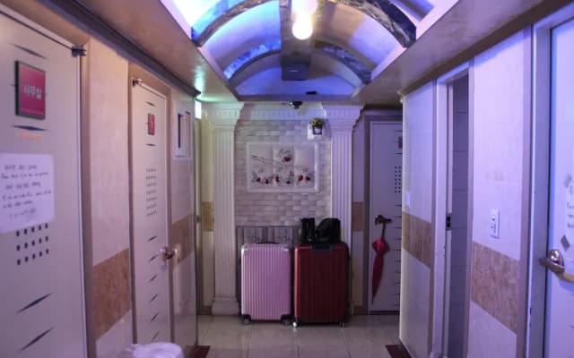 Merdiang Livingtel Single Room - photo 2