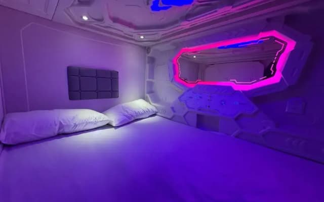 Hostel Space Capsule - photo 5