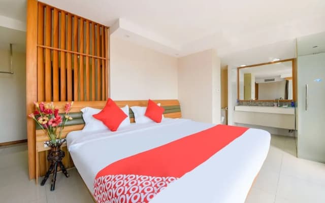 OYO 143 Dday Resotel Pattaya Hotel - photo 3