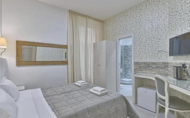 Vatican Tourist Inn - photo 2