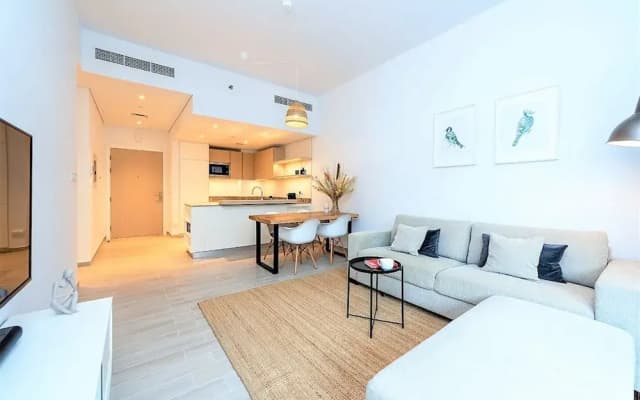 Belgravia Stunning 1 bedroom Balcony Dubai - photo 3