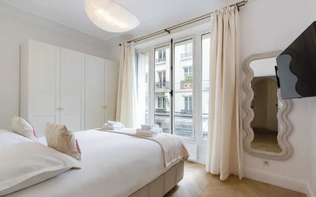 Charming Flat - 2bd/6p - Passy / Eiffel Tower - photo 2
