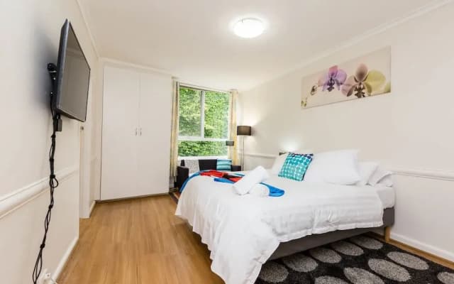 GENIE, 1BDR East Melbourne Studio - photo 3