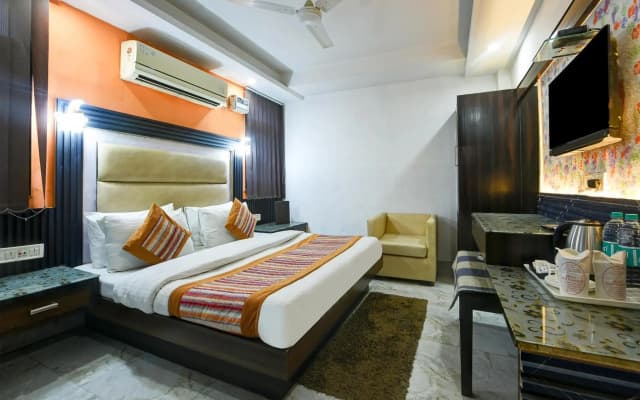 Hotel Shri Vinayak - photo 4