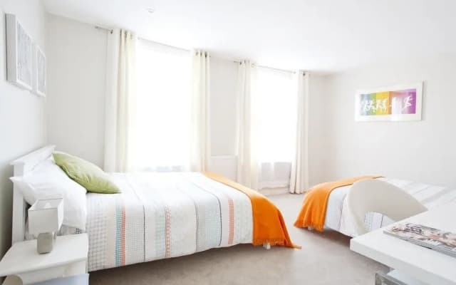 Central Apartment with Wifi - photo 3