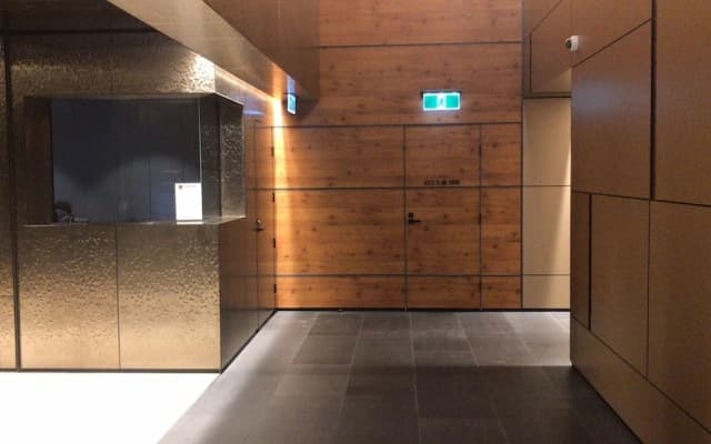 Southern Cross CBD Apartment - photo 4
