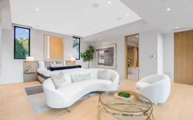 Hutton Modern - photo 5