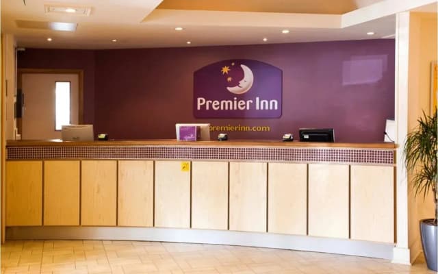 Premier Inn London Hampstead - photo 2