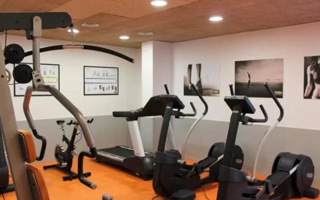 Residencia Universitaria Torre Girona - photo 3