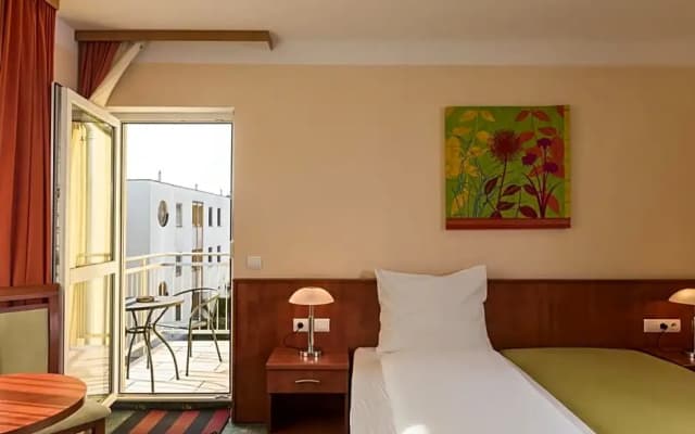 Hotel Breitenlee - photo 5